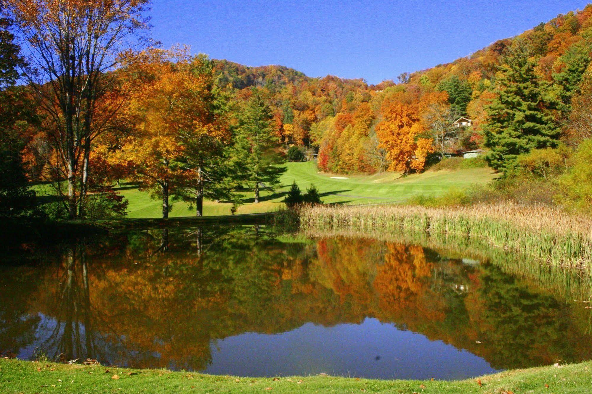 Peppertree Maggie Valley Aparthotel Buitenkant foto